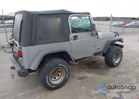 2001 Jeep Wrangler Se z USA, uszkodzony, nr VIN 1J4FA29P81P343340